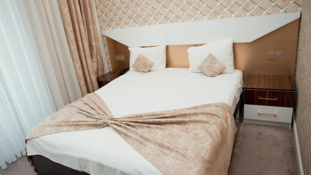 Dionis Hotel Baku Kültér fotó